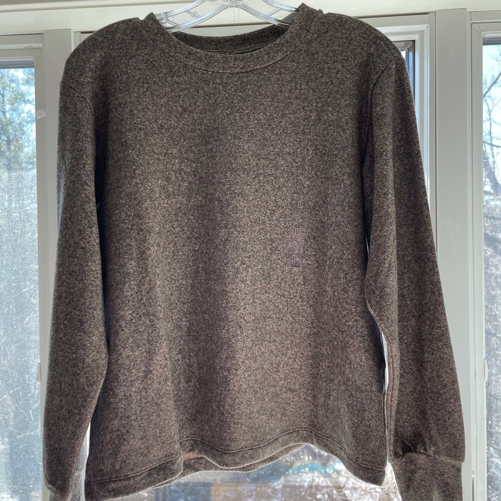 Uniqlo spring sweater
